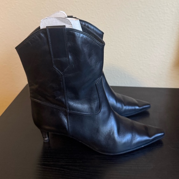 Massimo Dutti Black Leather Heeled Boots - Picture 5 of 6
